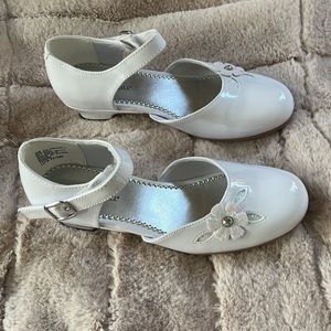 Christie & Jill Heaven Mary Jane Easter Shoes with Rhinestone Glitter Flower - 3